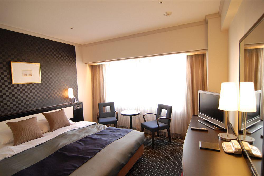 Ana Holiday Inn Tokyo Bay By Ihg Oda fotoğraf